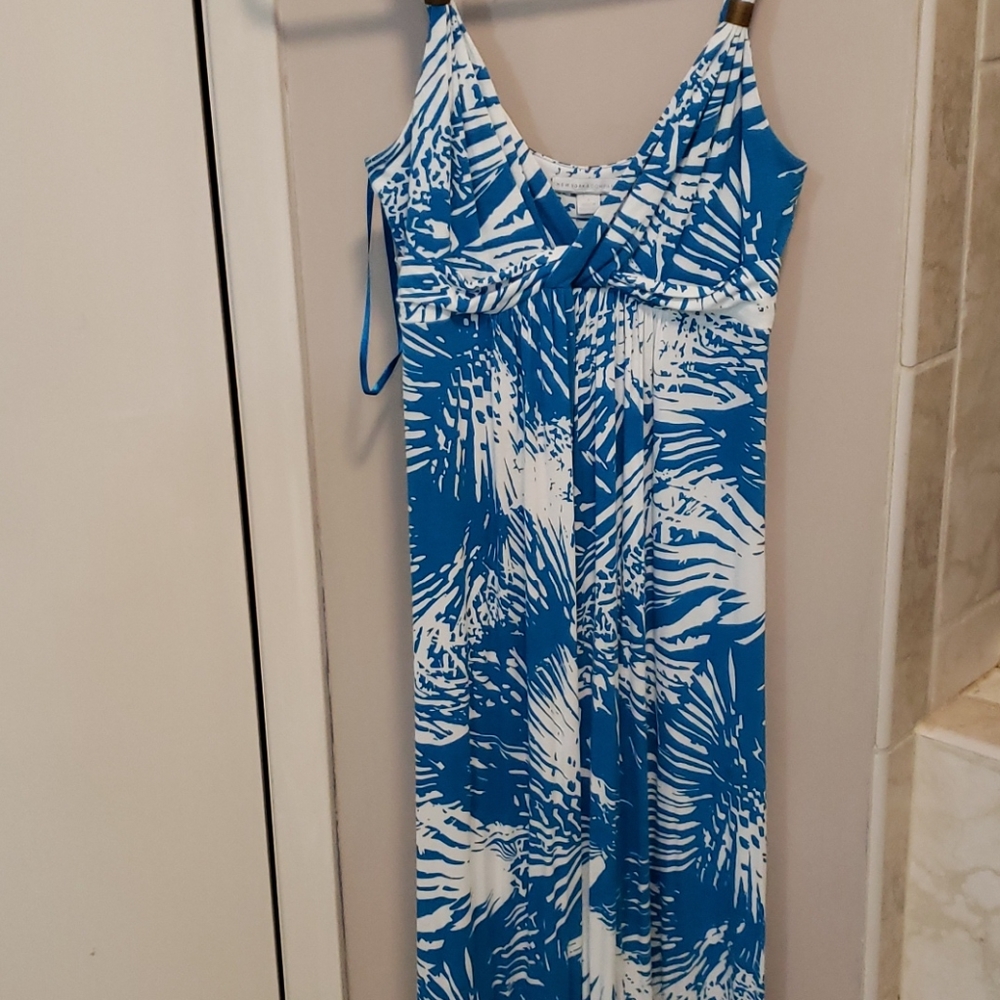 😎 New York & Co twist front maxi dress sz S